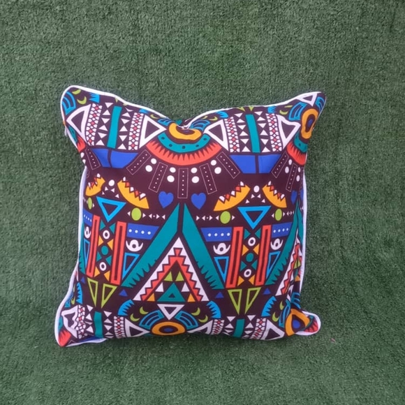 African Print Pillow Cover with Zipper - Picture 14 of 15